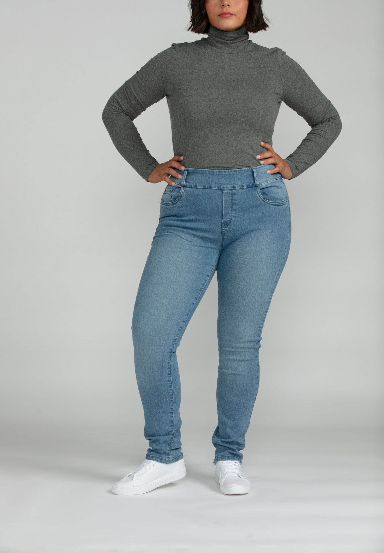 Bluberry Denim Pull-On Straight Leg Light wash