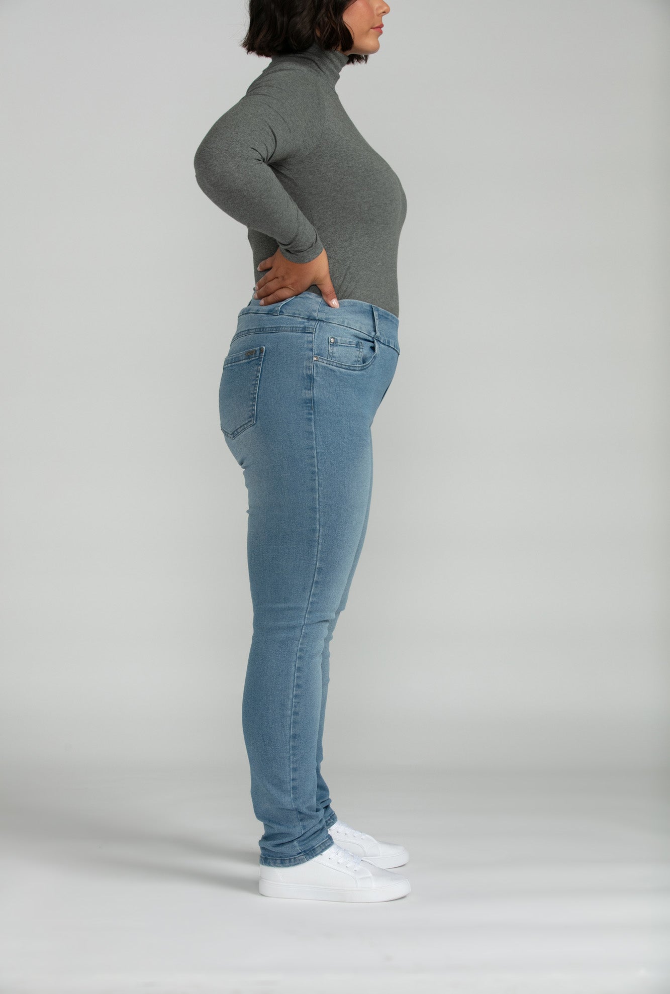 Bluberry Denim Pull-On Straight Leg Light wash