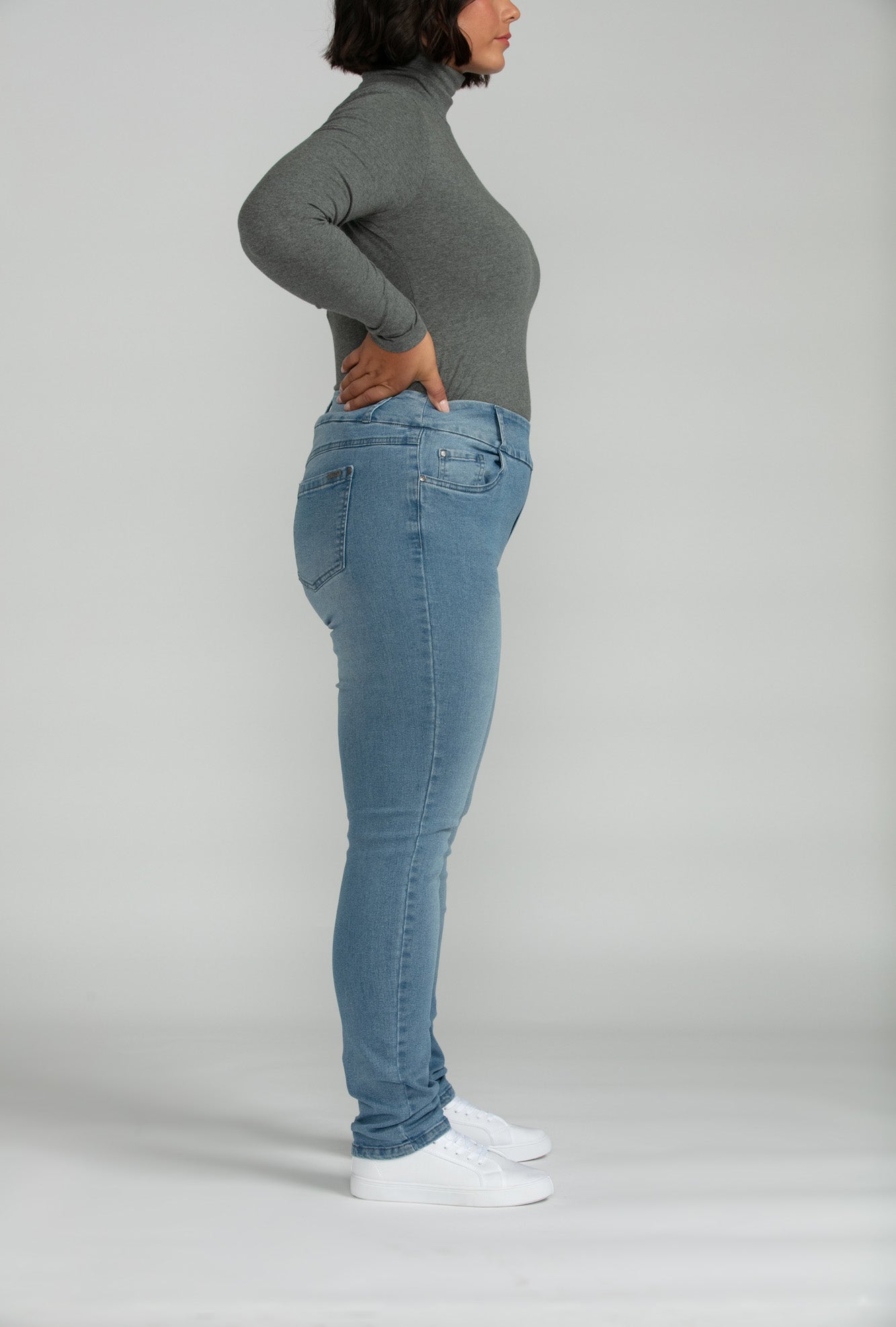 Bluberry Denim Pull-On Straight Leg Light wash