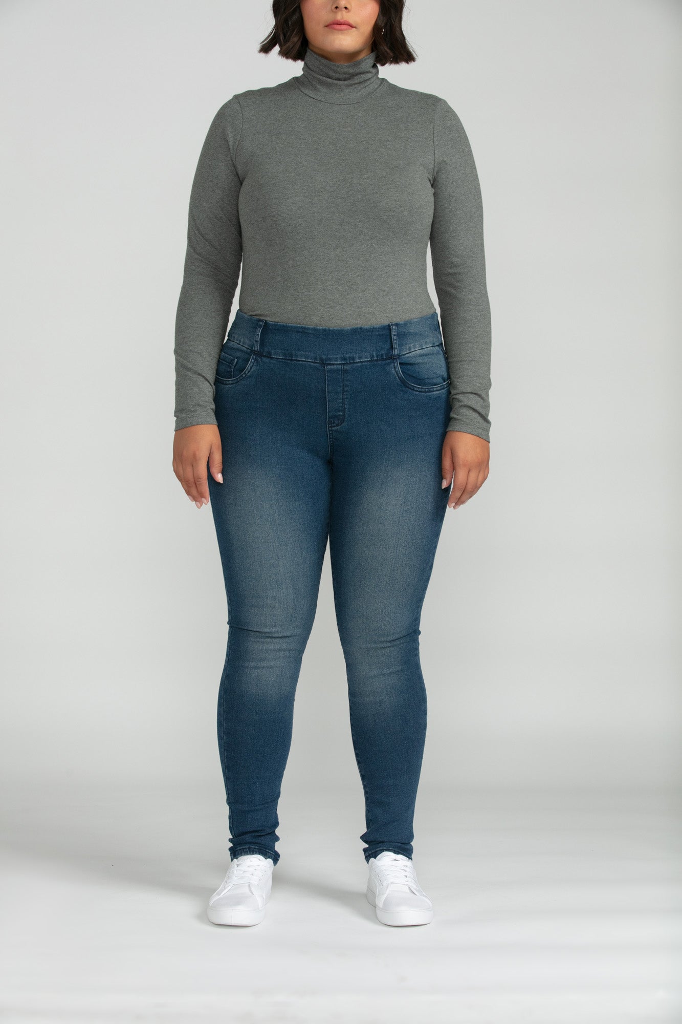 Bluberry Denim Pull-On Slim Leg Medium Wash