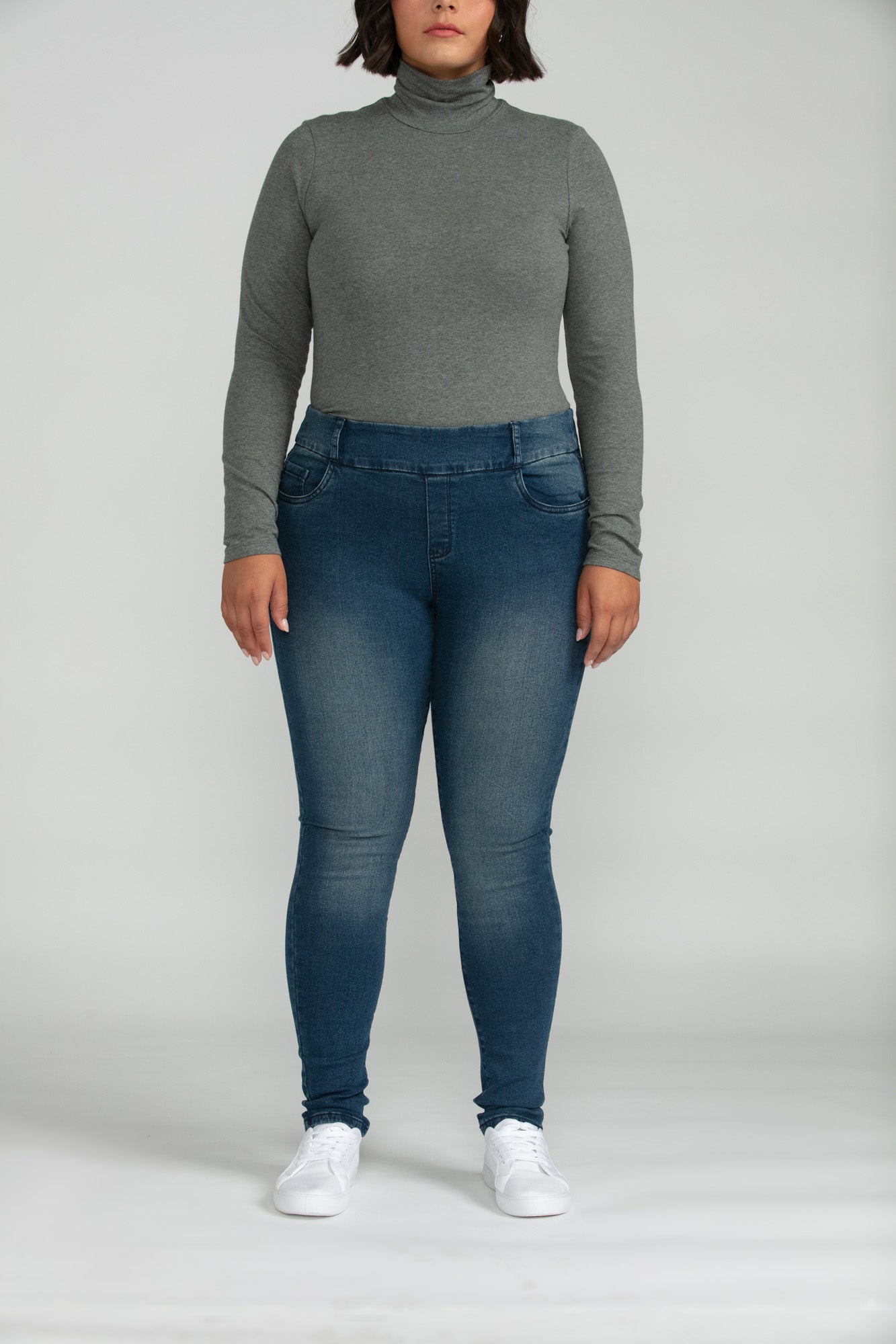 Bluberry Denim Pull-On Slim Leg Medium Wash