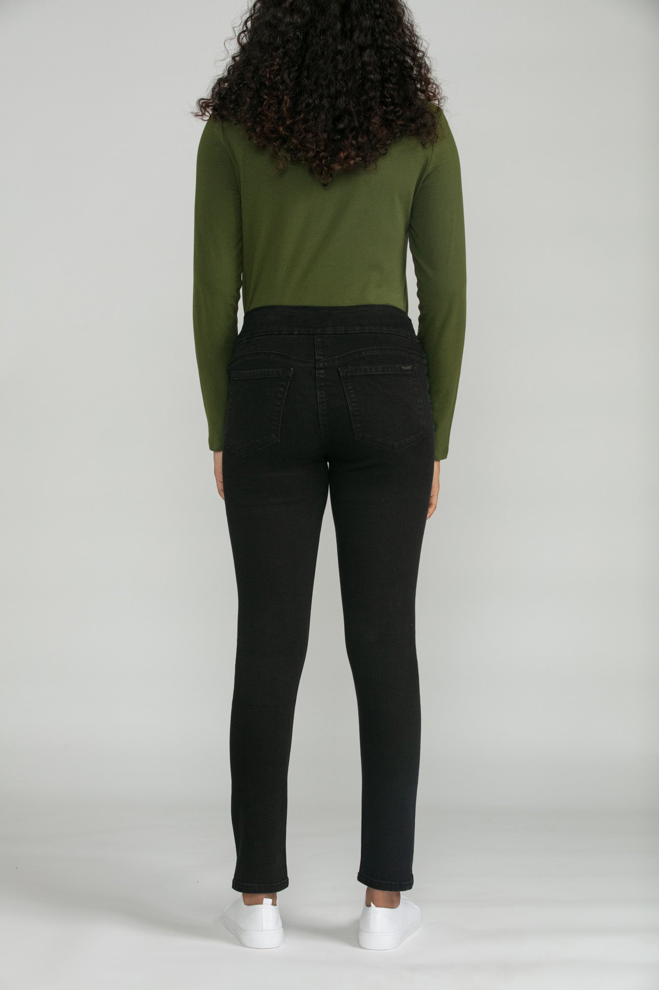 Bluberry Denim Elastic Waistband Straight Leg Black Rinse Wash