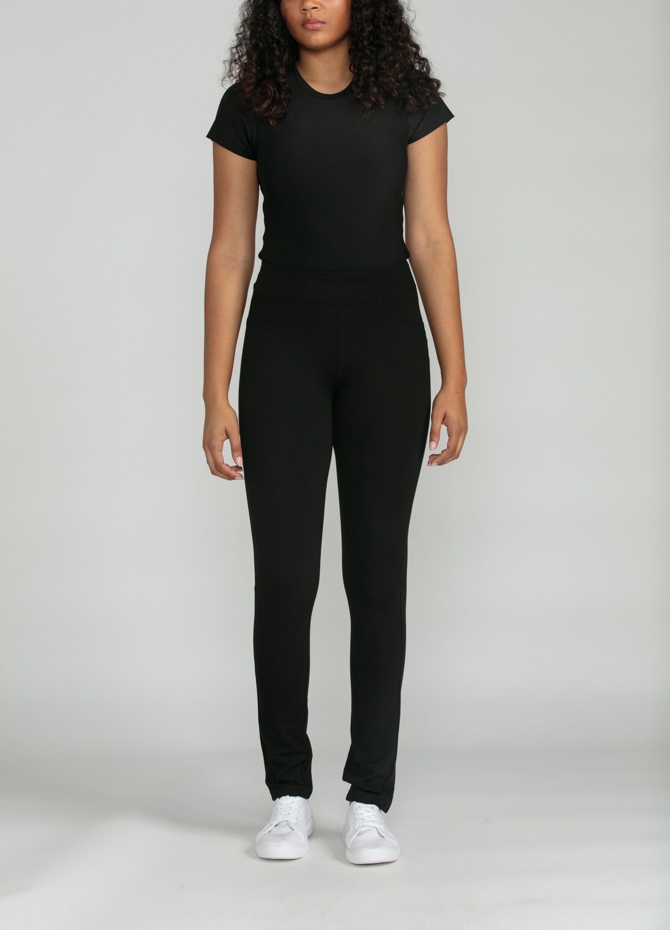 Bluberry Denim Elastic Waistband Slim Leg Black wash Raliegh