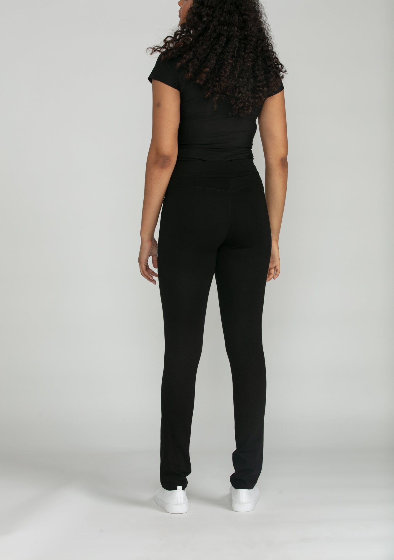 Bluberry Denim Elastic Waistband Slim Leg Black wash Raliegh