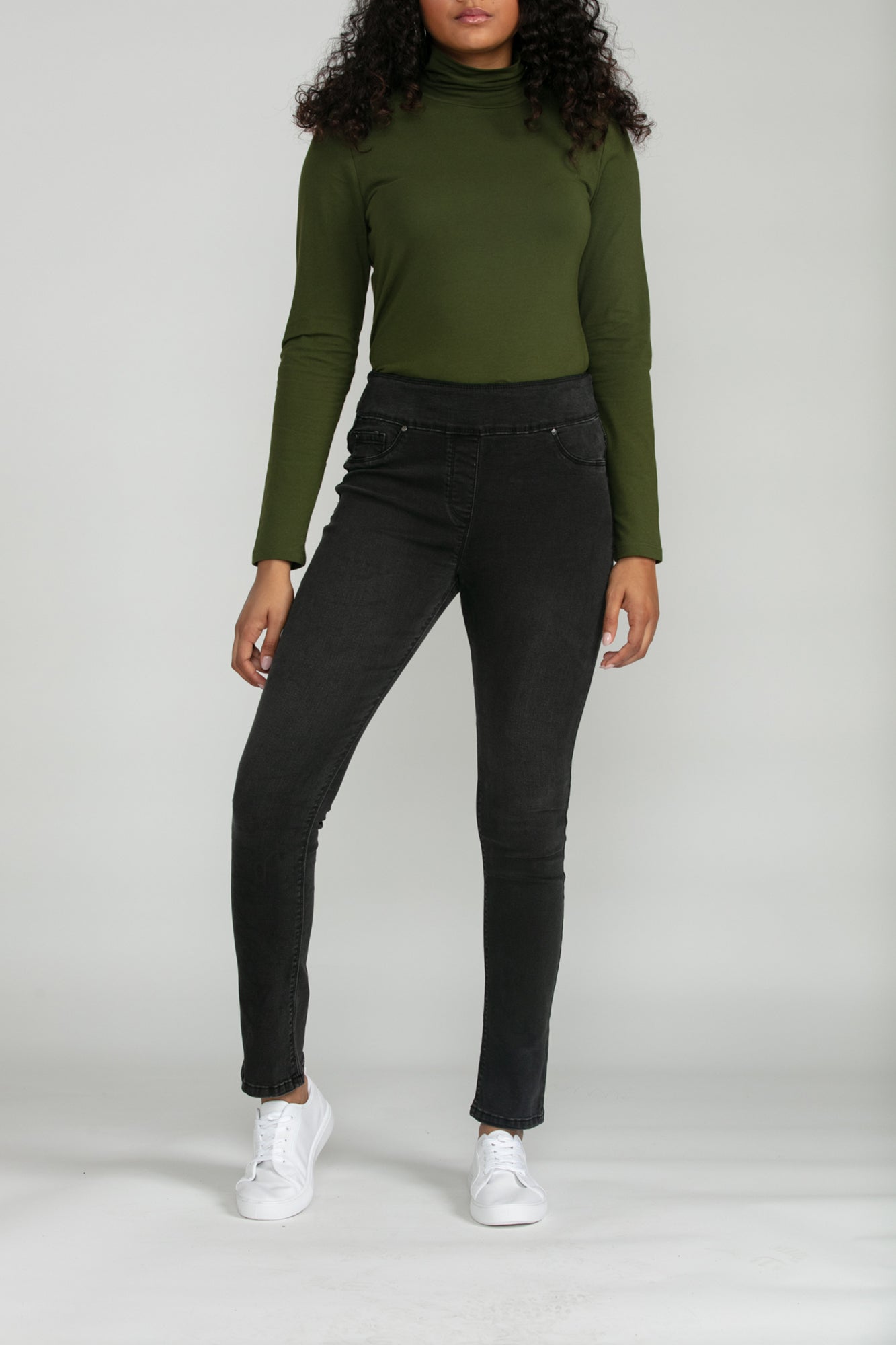 Bluberry Denim Elastic Waistband Straight Leg Black Medium Wash