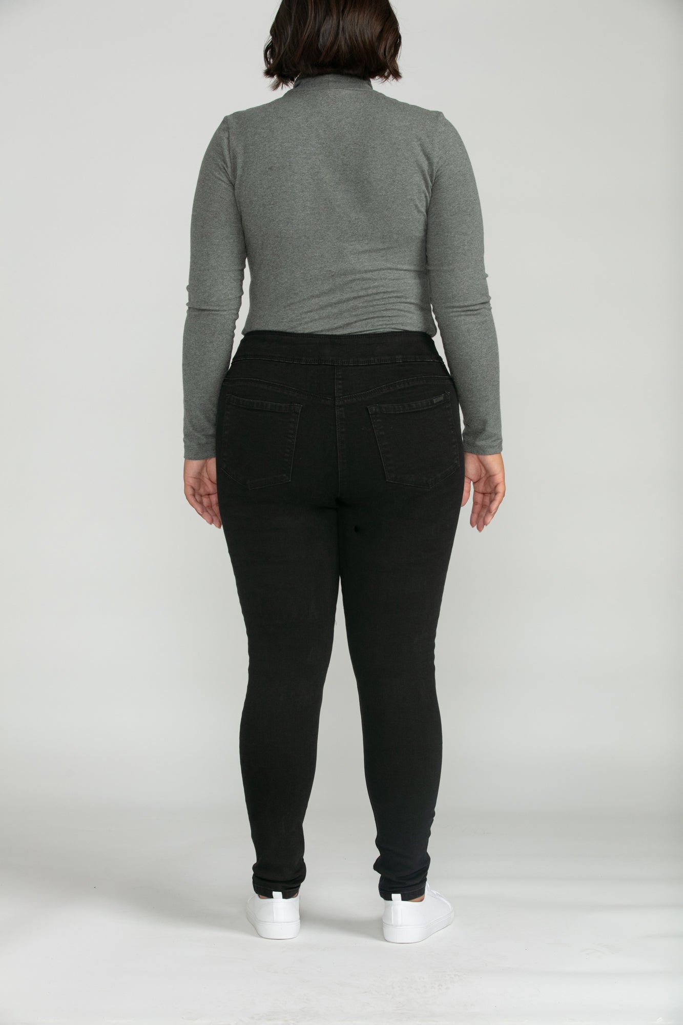 Bluberry Denim Elastic Waistband Slim Leg Black Rinse Wash