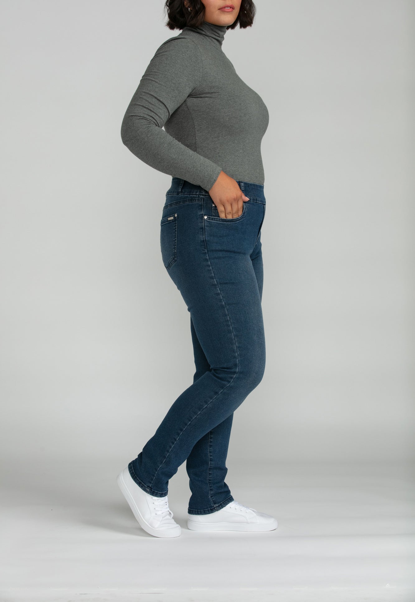 Bluberry Denim Pull-On Straight leg Medium Wash