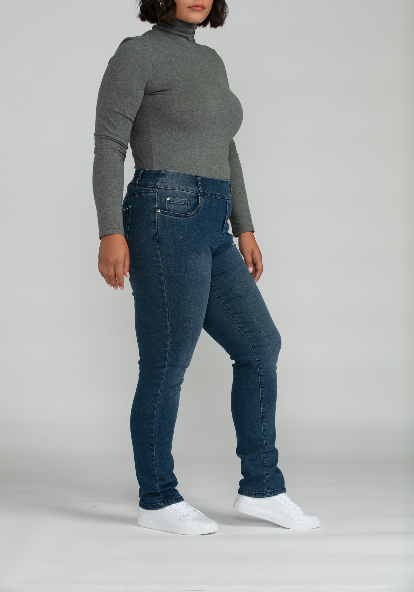 Bluberry Denim Pull-On Straight leg Medium Wash