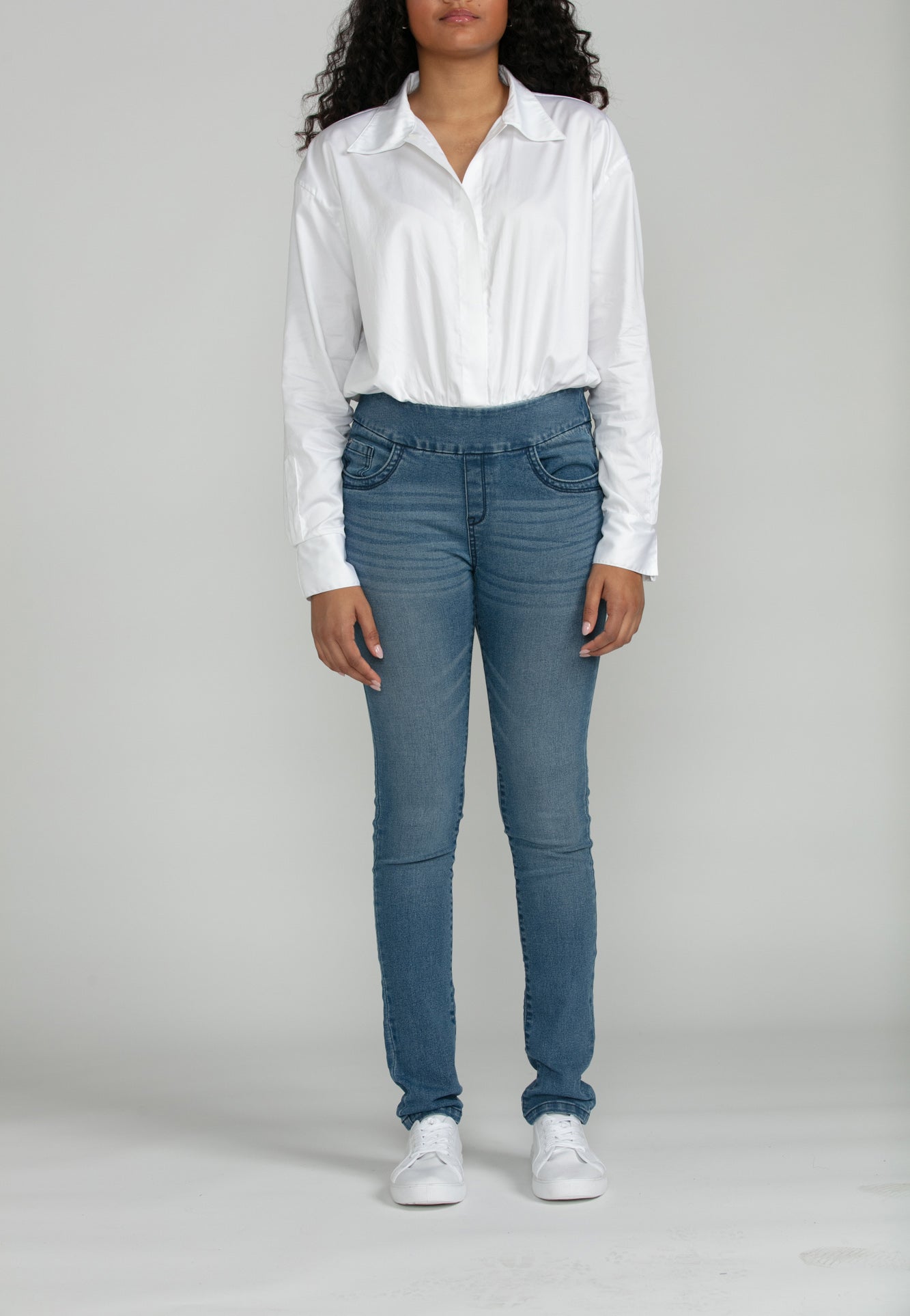 Bluberry Denim Elastic Waistband Slim Leg medium Wash