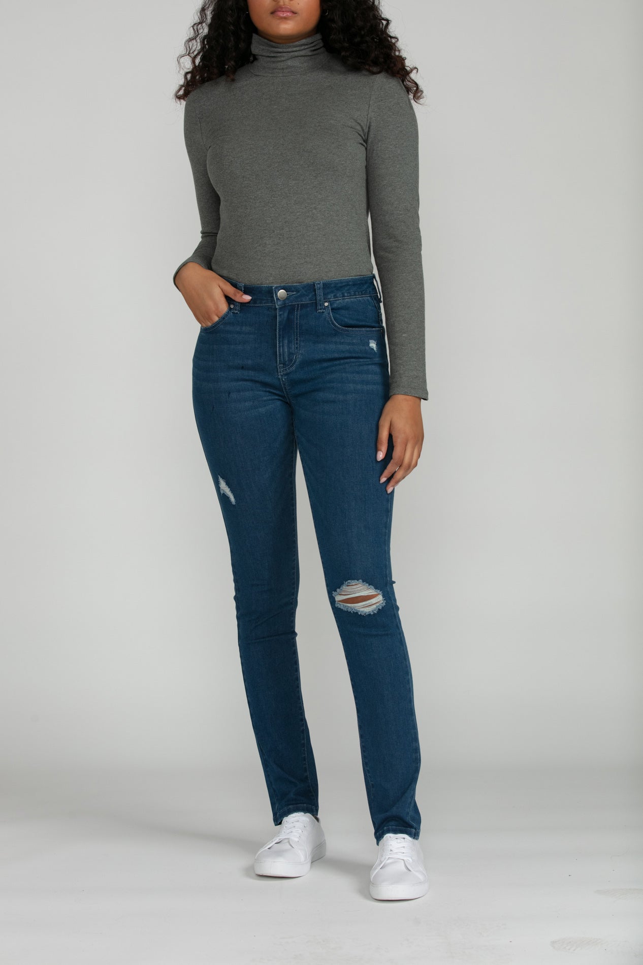 Bluberry Denim Zipper-Fly Slim Leg Amanda