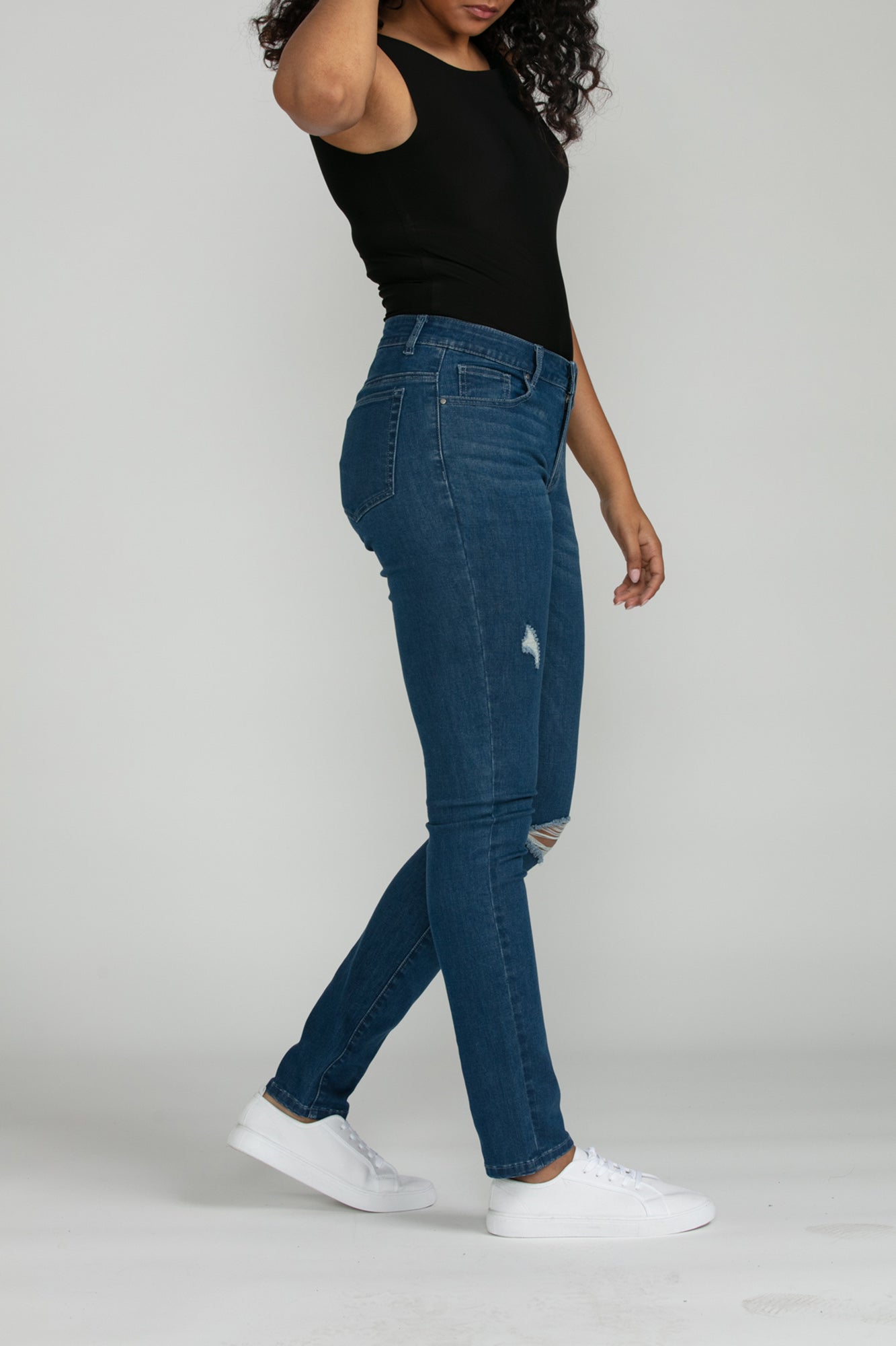 Bluberry Denim Zipper-Fly Straight Leg Amira