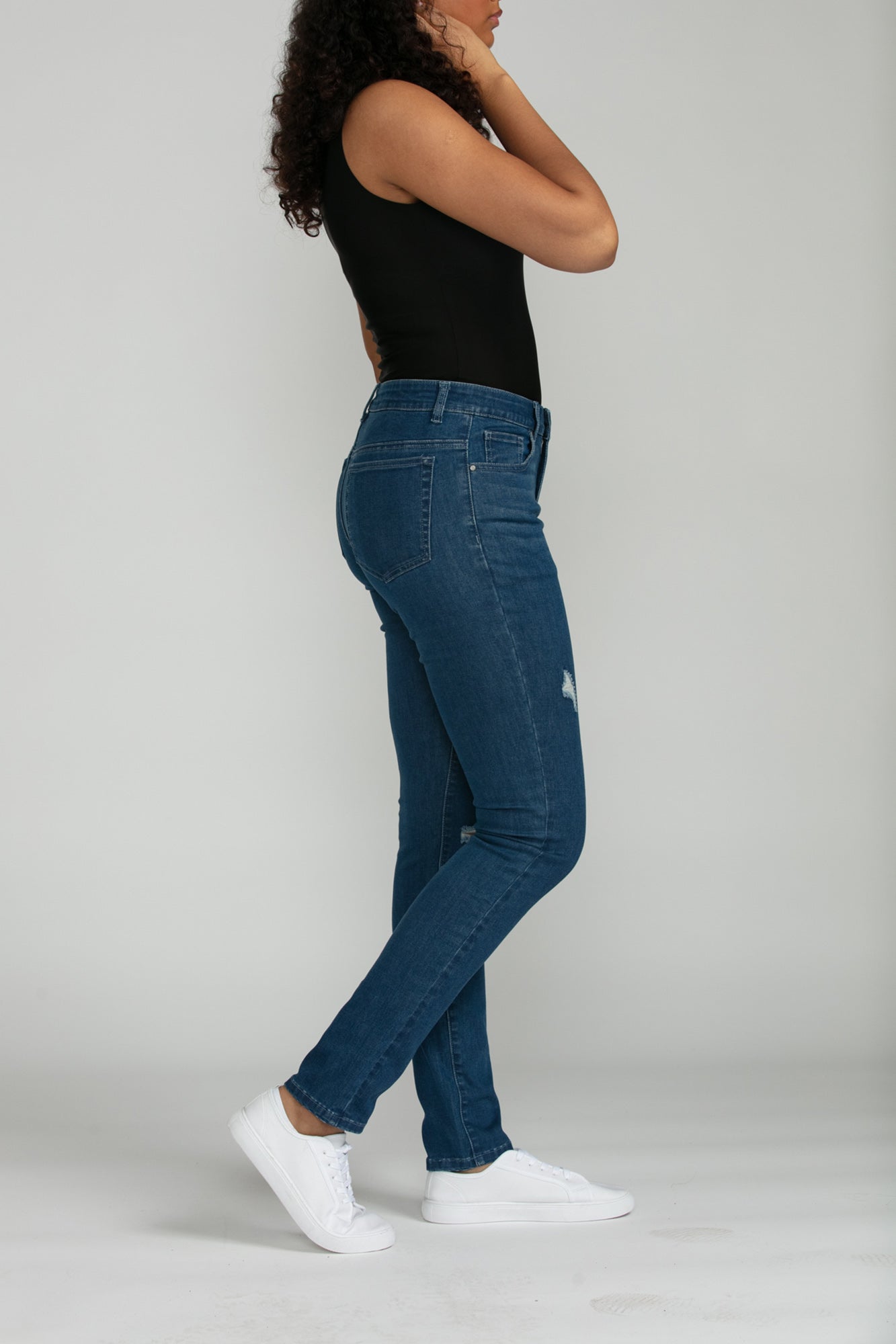 Bluberry Denim Zipper-Fly Straight Leg Amira